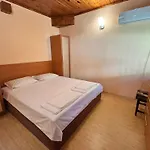 Villa Horizon - Spacious Sea View House With 6 Bedrooms In Balchik