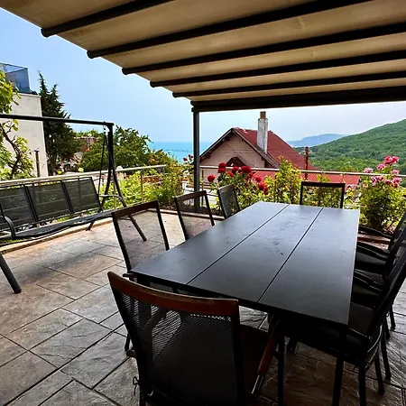 Horizon - Spacious Sea View House With 6 Bedrooms In فيلة بالشيك