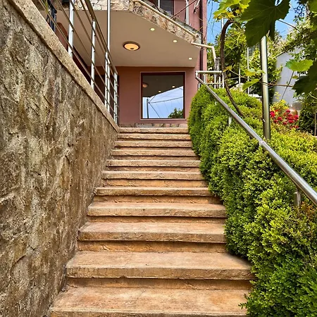 Horizon - Spacious Sea View House With 6 Bedrooms In Balchik