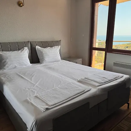 Horizon - Spacious Sea View House With 6 Bedrooms In فيلة بالشيك