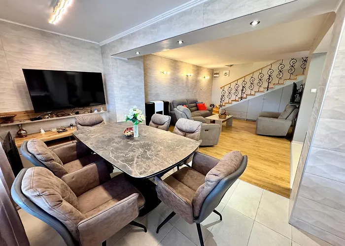 Horizon - Spacious Sea View House With 6 Bedrooms In